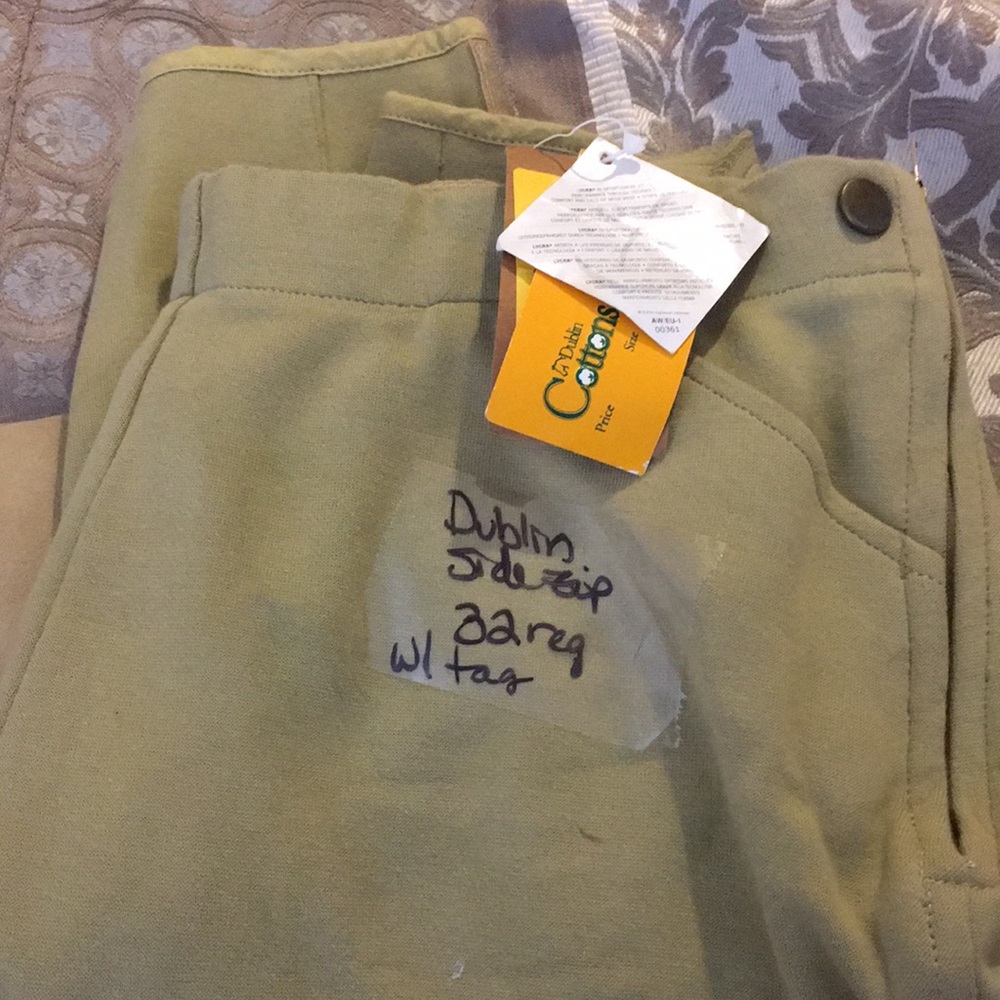 Dublin olive breeches 32 Reg w tags and side zip